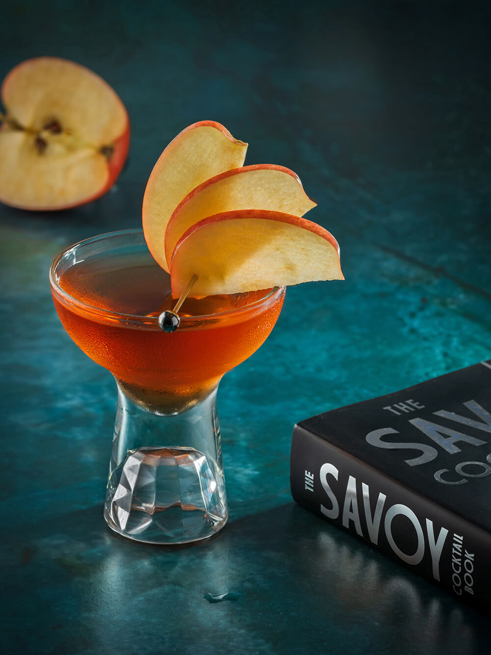 Savoy Tango: Calvados und Sloe Gin