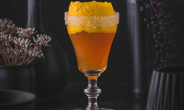 Brandy Crusta – First Cocktail with Lemon Juice