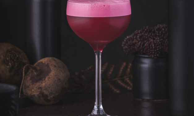 Roman Sour – Beet in a cocktail